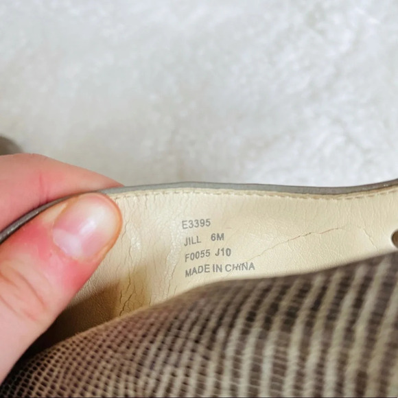 Calvin Klein Jill Silver Metallic Snakeskin Slingback Block Heels 6 Women’s - Picture 12 of 13